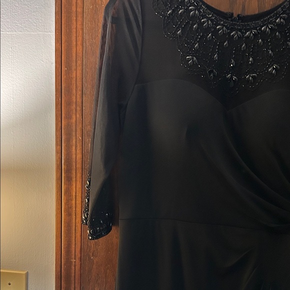 Alex Evenings Elegant Black Gown Size 14 - Picture 2 of 4